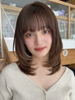 バイオレット ヨコハマ(Violet Yokohama)&nbsp;透明感ダークブラウンくびれミディアムレイヤーワイドバング