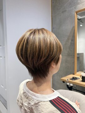 アルトル 池袋2nd(altru) ◇大人40代50代60代ショートボブ丸みショート白髪ぼかし