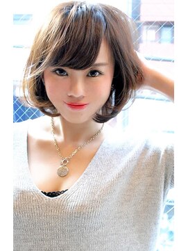 レウナ 外苑前(Reuna) シースルー大人ボブ【外苑前・青山・表参道】