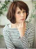 バングが可愛い　ニュアンスボブ 柔らかい雰囲気で女子力UP