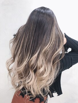 ジゼル(gisele) オンブレバレイヤージュ