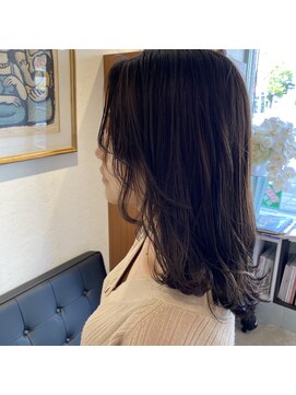 アルマヘアー(Alma hair by murasaki) セミロングのダークブラウン艶カラー◎