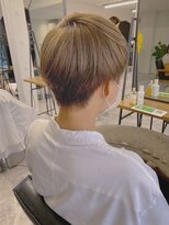 エミタス 宮街道(Emitas.) メンズマッシュ×ミルクティーベージュ
