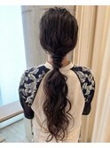 ロングローポニーヘアアレンジ