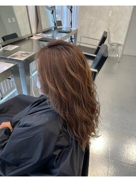 カラット 堺東(CARAT) 外国人風カラー/赤味消しカラー/CARAT堺東/グレージュカラー