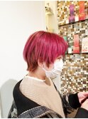 派手髪好き必見！ビビッドピンク