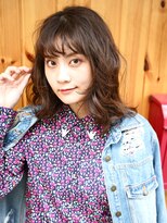 ブゾン(buZon)&nbsp;【buzon】　顔まわりレイヤー×ミックスウェーブ