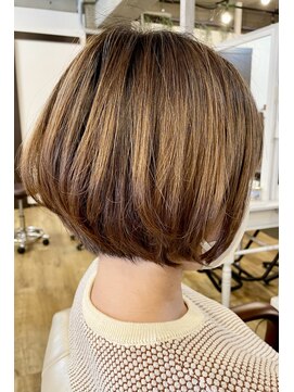 ラシクベル(Lashiku Belle) ショートボブ