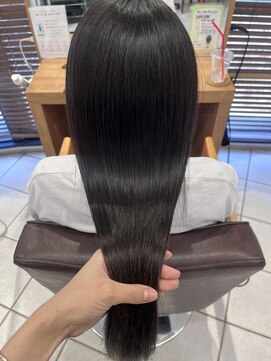 ボヌール オオサカ(Bonheur OSAKA) 〔スタイリスト吉田　圧倒的艶髪〕