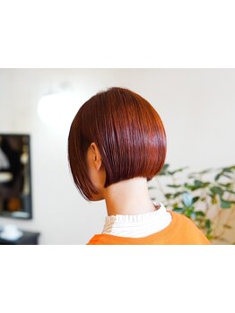 ダメージレスに透明感×艶感UP！髪に優しい薬剤で、発色も綺麗に上品な仕上がりに…♪