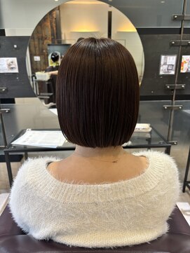 ノーム バイ アウラ(norm. by aura) 切りっぱなしボブミニボブ