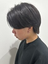 ヒュイル バイ ニアウ(Hwyl by Niau)&nbsp;メンズセンターパートウルフアッシュカラーニュアンスパーマ