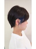 20代30代40代/イヤリングカラーネイビー/マッシュショート
