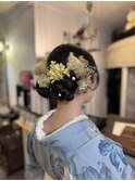 ヘアアレンジ　ダウンシニョン　フラワーアレンジ