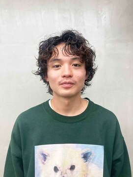 トオ(TOH) メンズパーマくるくるパーマカーリーヘアハードパーマボブパーマ