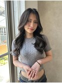 くびれレイヤースタイルで小顔に！