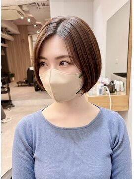 バッカ 横浜桜木町店(BACCA) 広がりを抑えて上品に｜40代のためのまとまりボブ