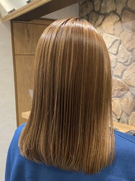 ルイ(ROUIS produced by LUCK 津田沼) ROUIS 津田沼 オレンジベージュハイライト/白髪ぼかし/津田沼