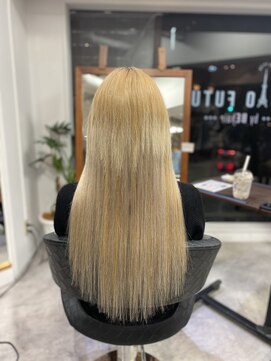 フツーロ 栄(FUTURO) プルエクステ