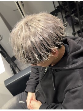 ブライト(Bright) 2ブリーチ アウターシルバーカラー