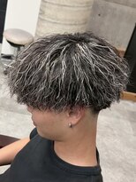 イーラ(era) メンズ刈り上げマッシュ眉毛