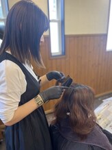 美容室 ウーヴリール(ouvrir)