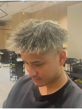 レボ 片町店(Revo) ジェットモヒカン+ツイスト+カラー