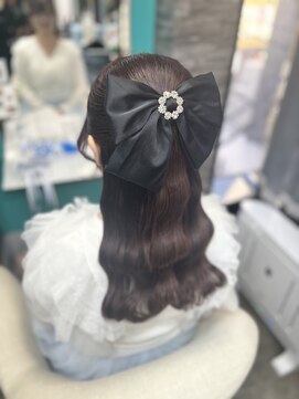 リエラ 新宿(RIERA) ハーフアップ