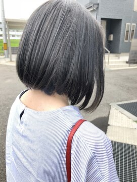 ディーパス(D-PATH) インナーカラーでさりげないお洒落スタイル