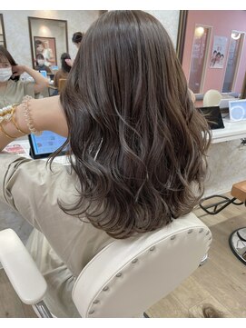 フィガロ ウメダ(FIGARO UMEDA) 【FIGARO　umeda】20代30代◎小顔無造作セミロングレイヤー