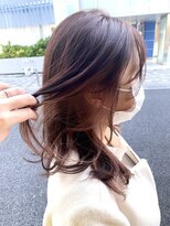 オーガニック アトリエ 大宮(organic+atelier)&nbsp;20代30代伸ばしかけインナーカラーピンクベージュ外ハネ無造作