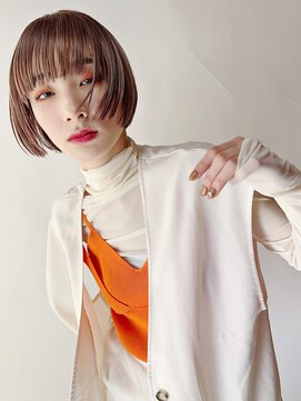 テイ(tei) ミニボブ/切りっぱなしボブ/ベージュカラー /ボブ/ダブルカラー