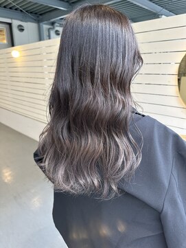 シダ(sida) 「裾カラー」×silver