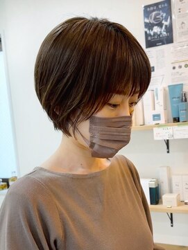 ベラ(Bella) 大人可愛い切りっぱなしボブクールショートボブ20代30代40代