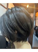 ショートボブ