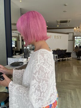 コワファースト 大分(COIFF1RST) ダブルカラー!ホワイトピンクカラー