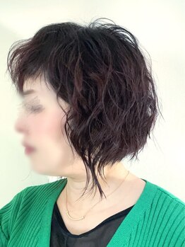 マーブルヘアー 西町店(マーブルヘアー)の写真/完全貸切の空間で、あなたに似合うショートヘアを実現!大人世代にぴったりのカジュアルサロン