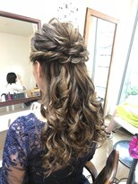ロカット サロン(Roquat Salon) ハーフアップロングアレンジ【ヘアアレンジ 立川/立川南/袴】