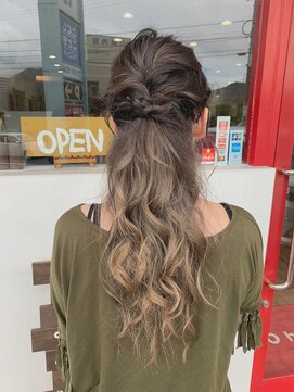 アモヘアー 城山店(amo hair) : 大人ハーフアップ