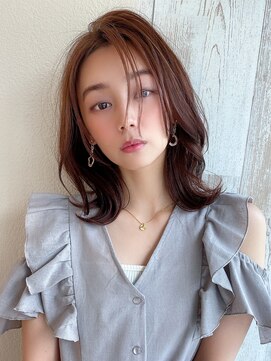 アフロート ディル(AFLOAT D'L) 小顔外ハネミディアムひし形シルエットくびれミディ ベージュ