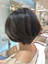 レンジシキチジョウジ (RENJISHI KICHIJOJI)&nbsp;ナチュラルショートボブ［RENJISHI  KICHIJOJI］