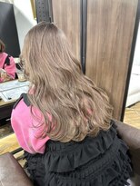 柔らかいベージュが大人気◎