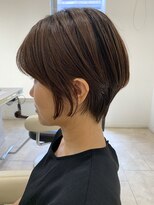 アッシュ 仙川店(Ash)&nbsp;大人な雰囲気のアッシュブラウン くびレイヤー ハンサムショート