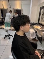 アイズ 海老名(AIZU)&nbsp;サーフカール　波巻きパーマ　ツイストスパイラルパーマ　眉毛