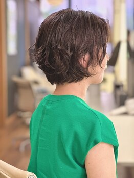 トランクサロンカッパードの写真/当店自慢の"生コラパーマ"♪コシのなくなった髪もハリ・コシのある髪へ。日々のスタイリングも簡単!