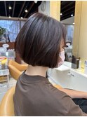 軽やか夏ショートボブ小顔ピンクブラウン透明感似合わせカット