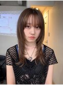 【オリーブグリーン×抜け感レイヤー】暗髪でも透明感は出せる