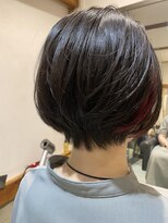サトシオダクラ(SATOSHI ODAKURA) ピンクハイライトショートボブ