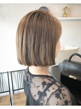 ローラム(LOLAM) 大人ボブ