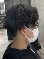 フイ 代々木(Hui)&nbsp;メンズ/アップバング/ツーブロックマッシュ/束感ショート波巻き